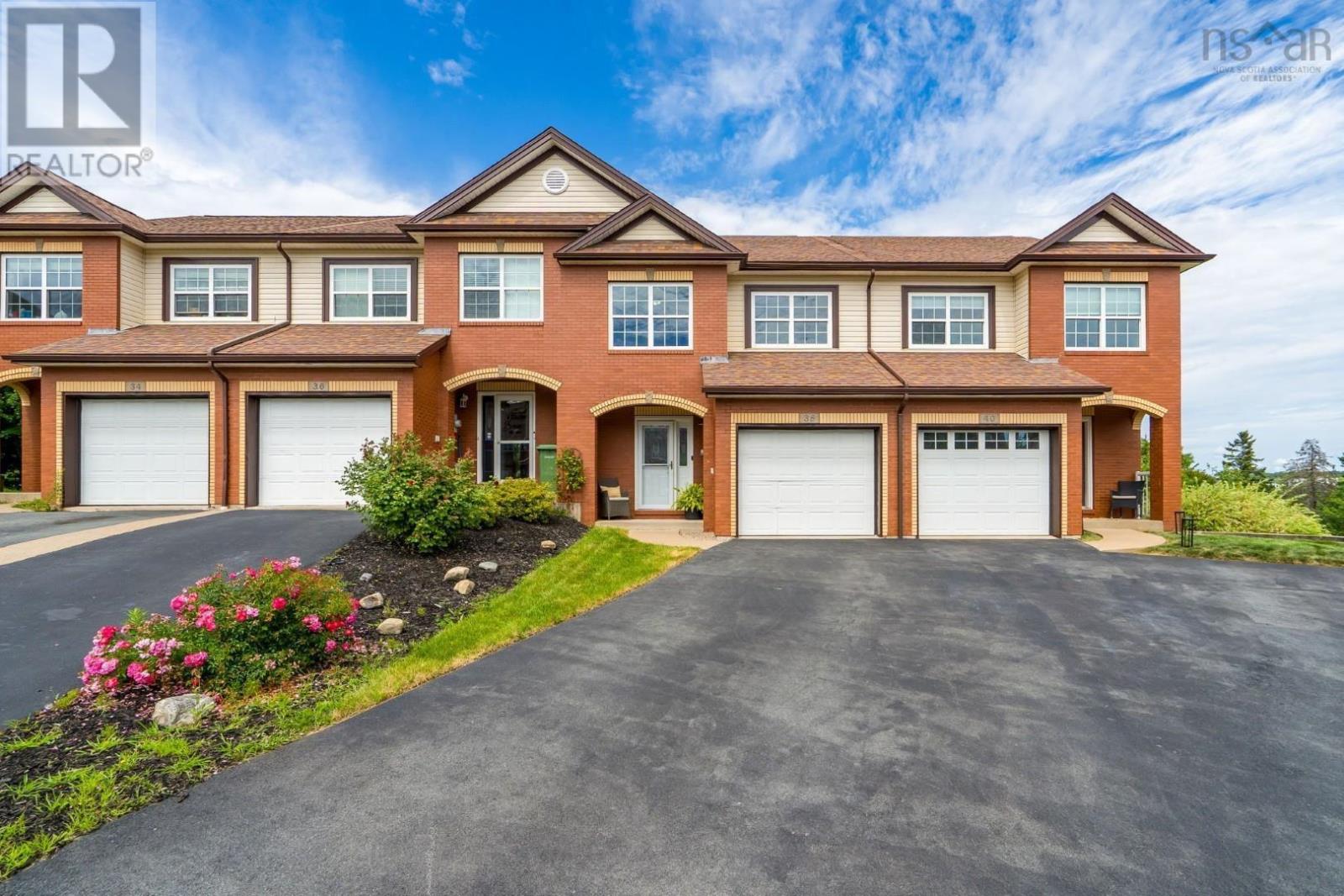 38 Coldstream Run - 1