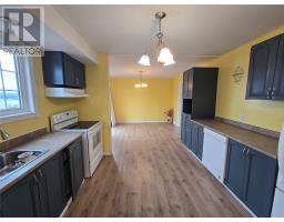 506 Tamarack Drive thumbnail 10