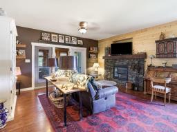 Dining room - 54 Sheila Drive, New Bothwell, MB R0A1C0 Photo 10