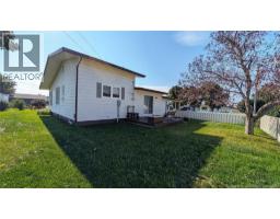 Kitchen - 264 Rue Allard Street, Caraquet, NB E1W1A6 Photo 11