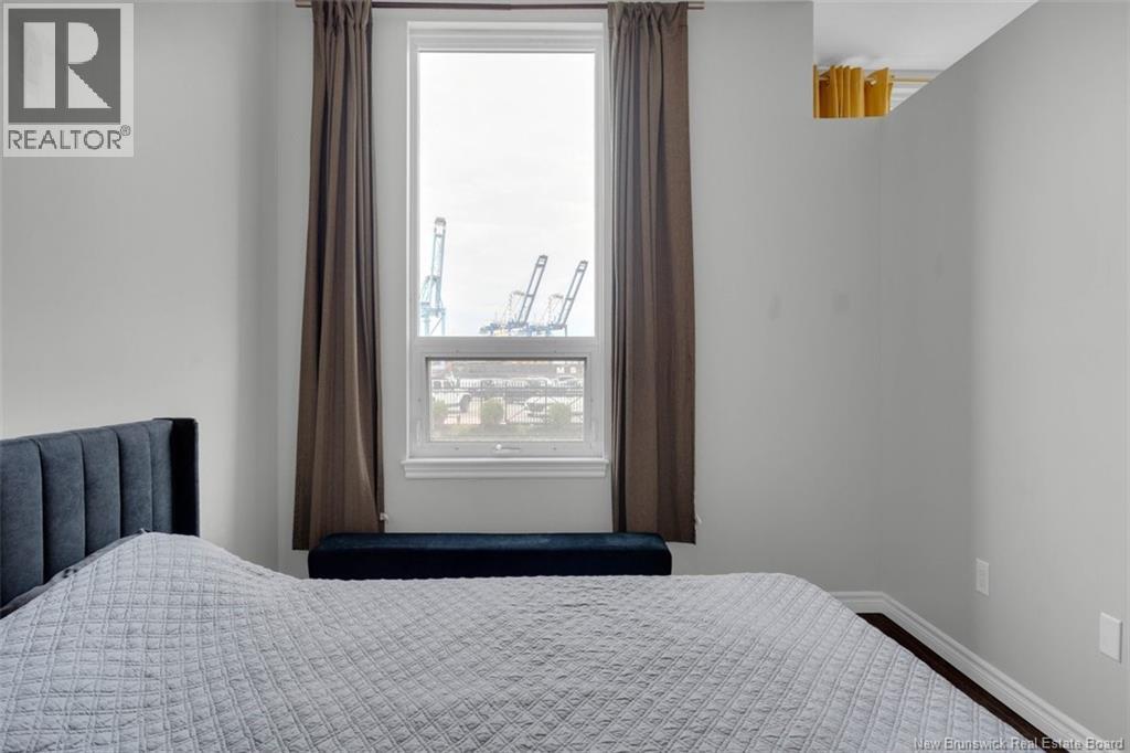 #102 242 Water Street - 23