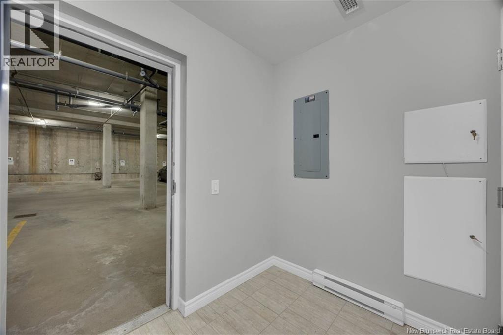 #102 242 Water Street - 25