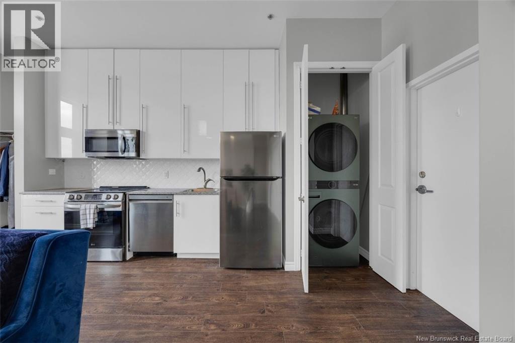 #102 242 Water Street - Image 4