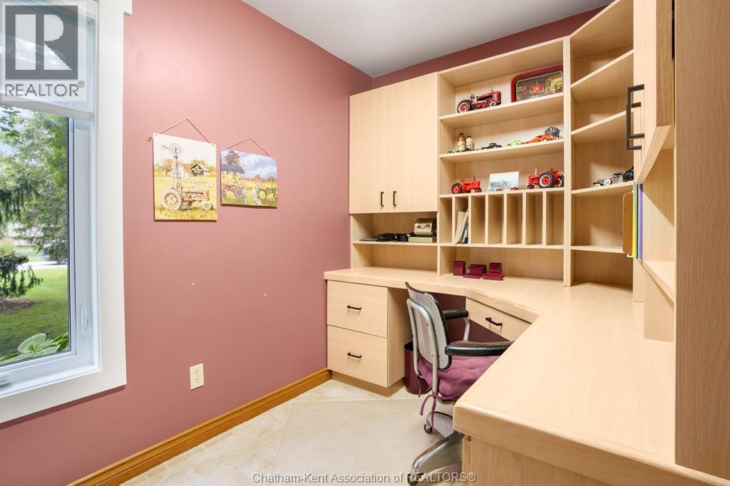 22780 CREEK ROAD - Image 18