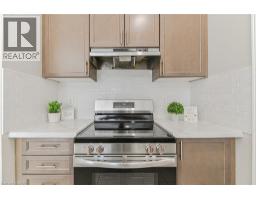 24 Weatherall Avenue, Cambridge, ON N3H0C4 Photo 20