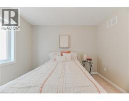 24 Weatherall Avenue, Cambridge, ON N3H0C4 Photo 37