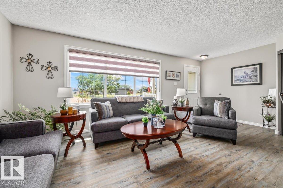 7408 133 AV NW - Image 4