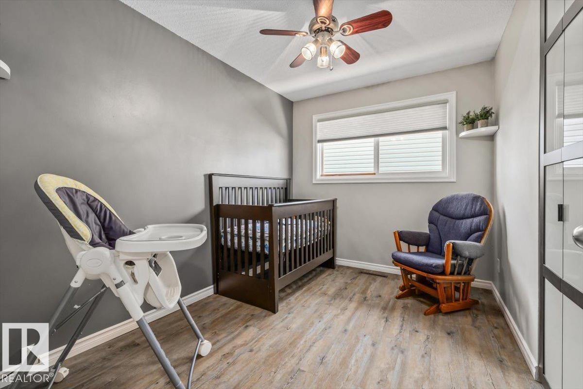 7408 133 AV NW - 20