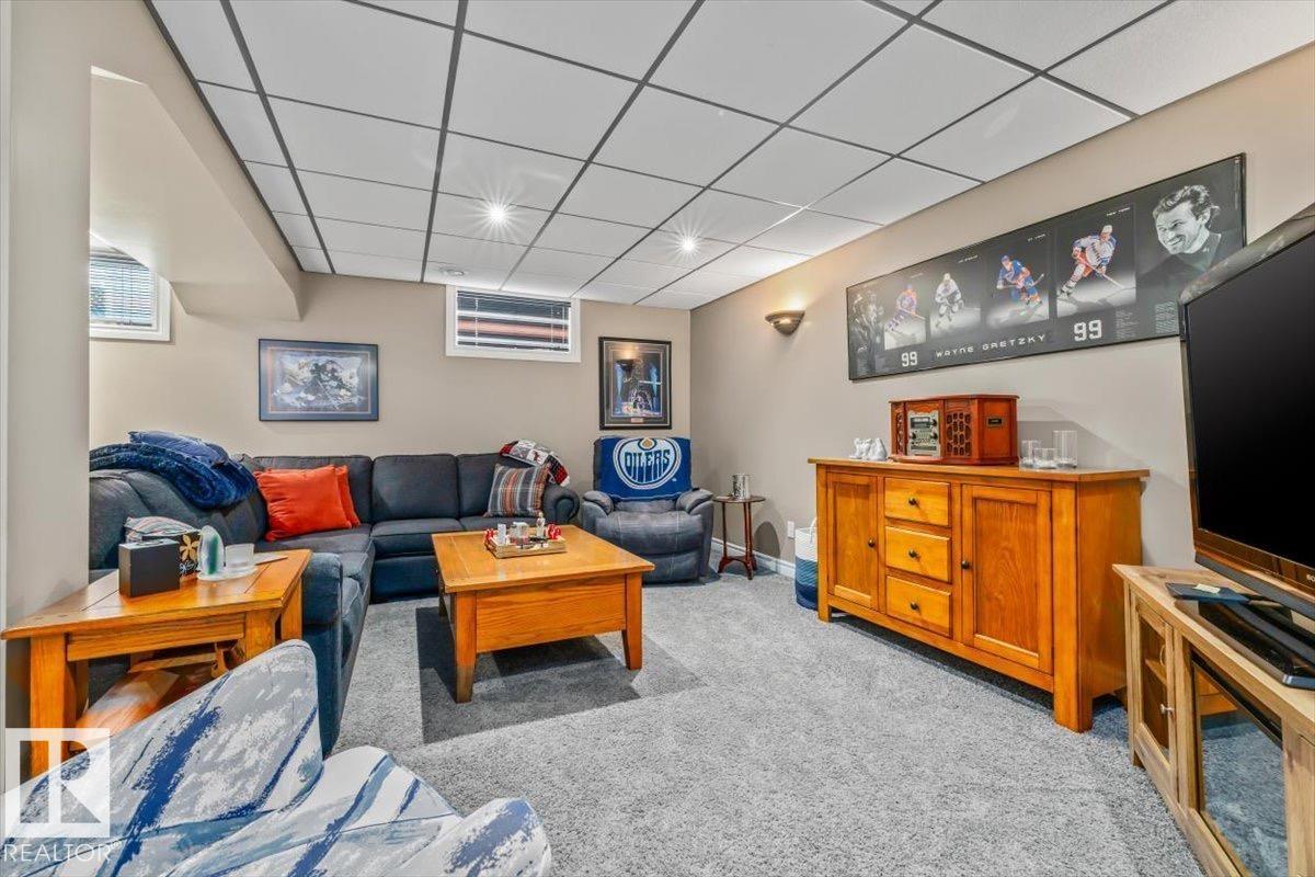 7408 133 AV NW - 21