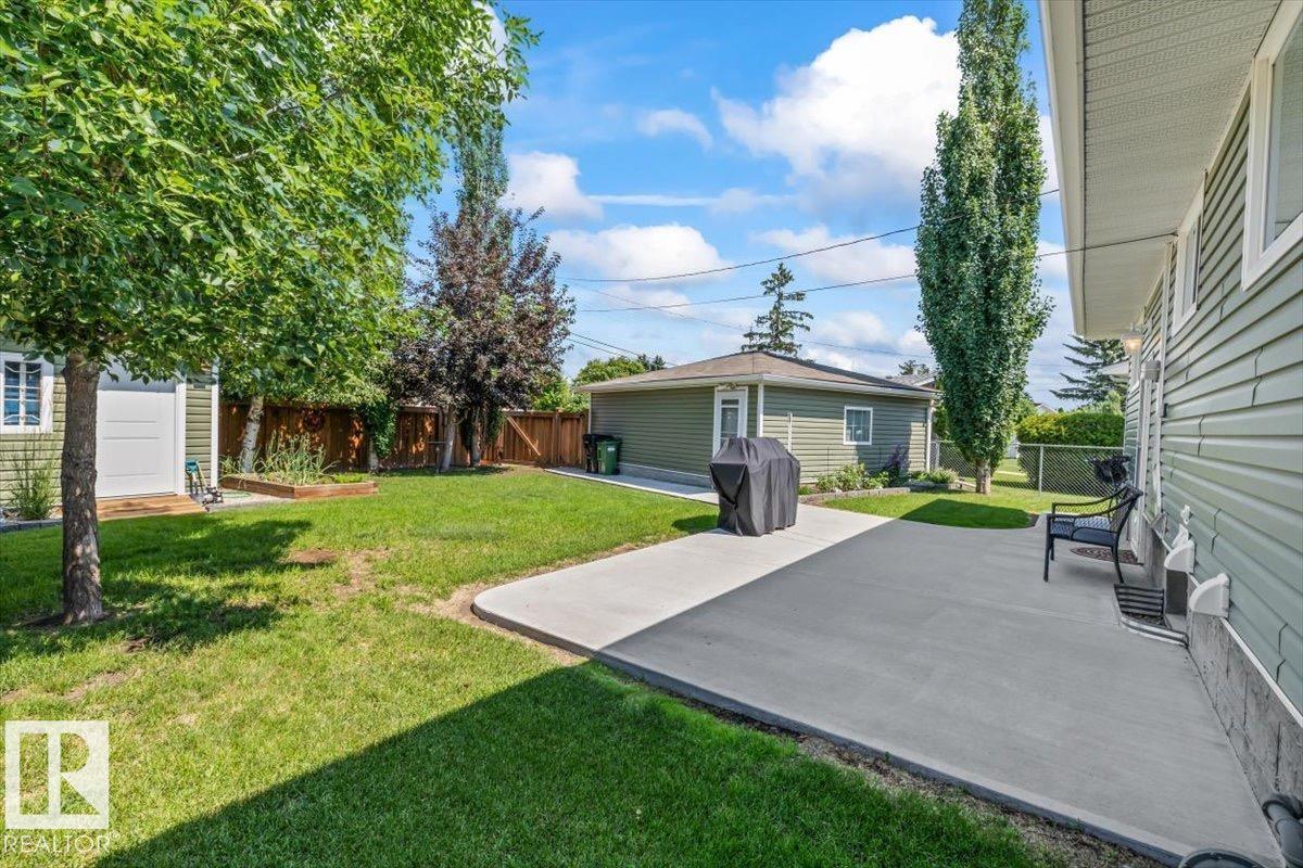 7408 133 AV NW - 31