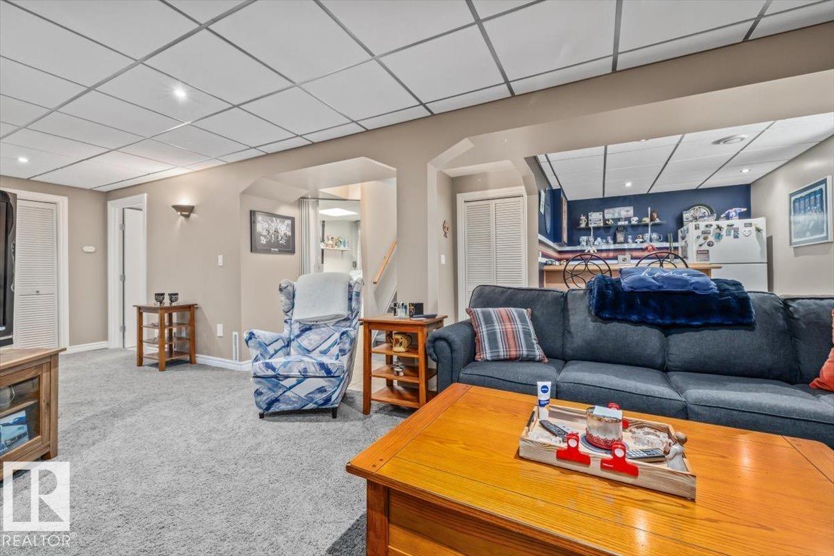7408 133 AV NW - 25