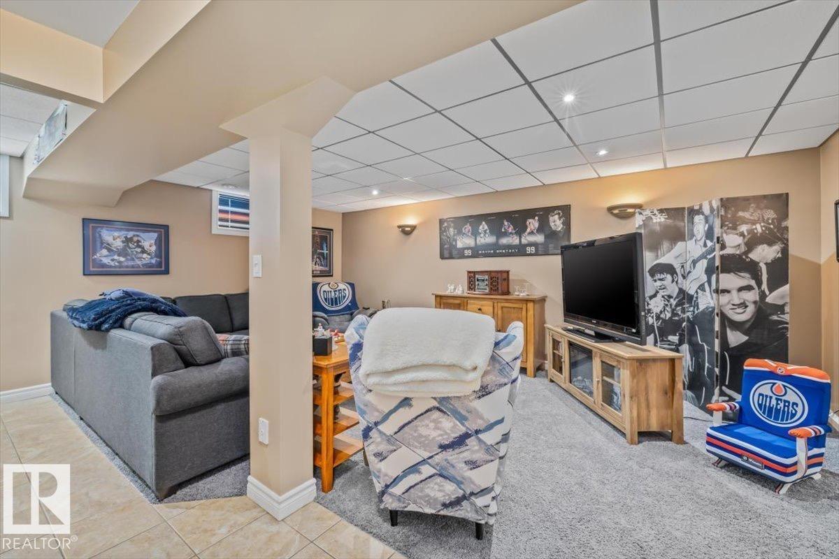 7408 133 AV NW - 23