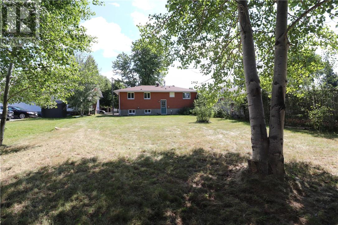 1617 Sherwood Avenue - Image 6