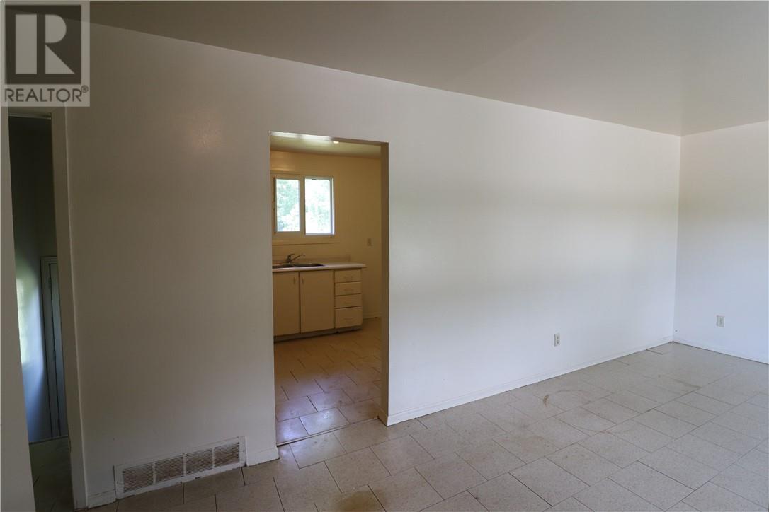 1617 Sherwood Avenue - Image 8