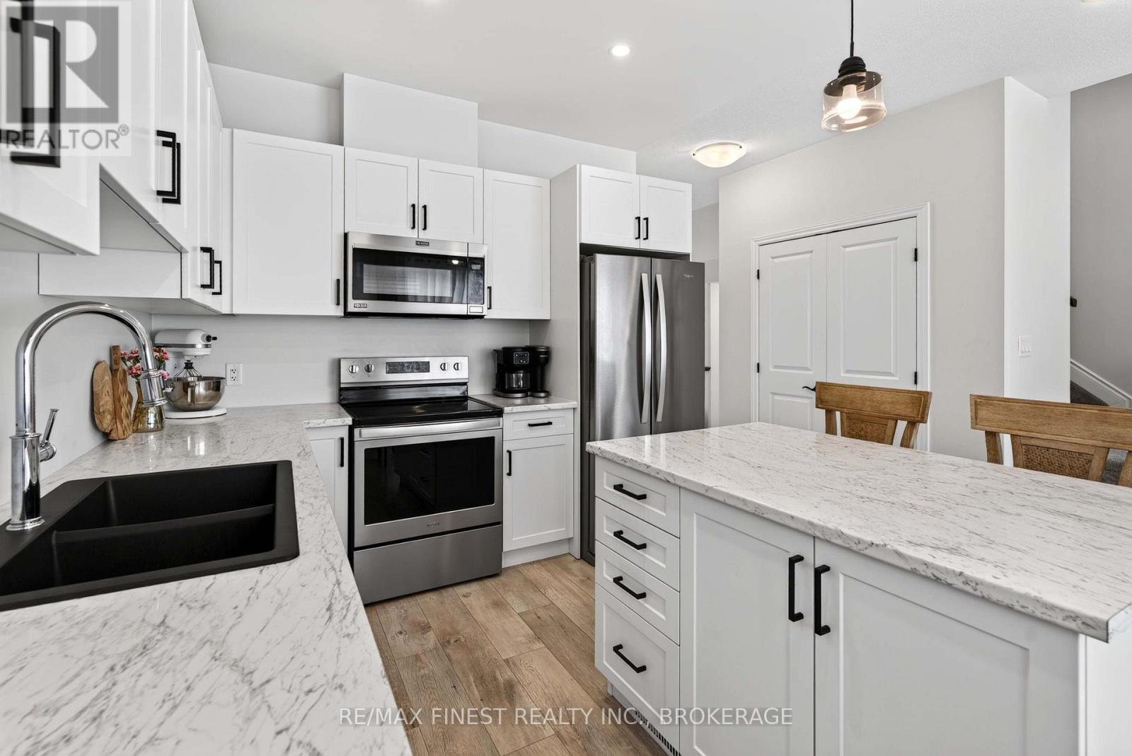 524 BETH CRESCENT - Image 14