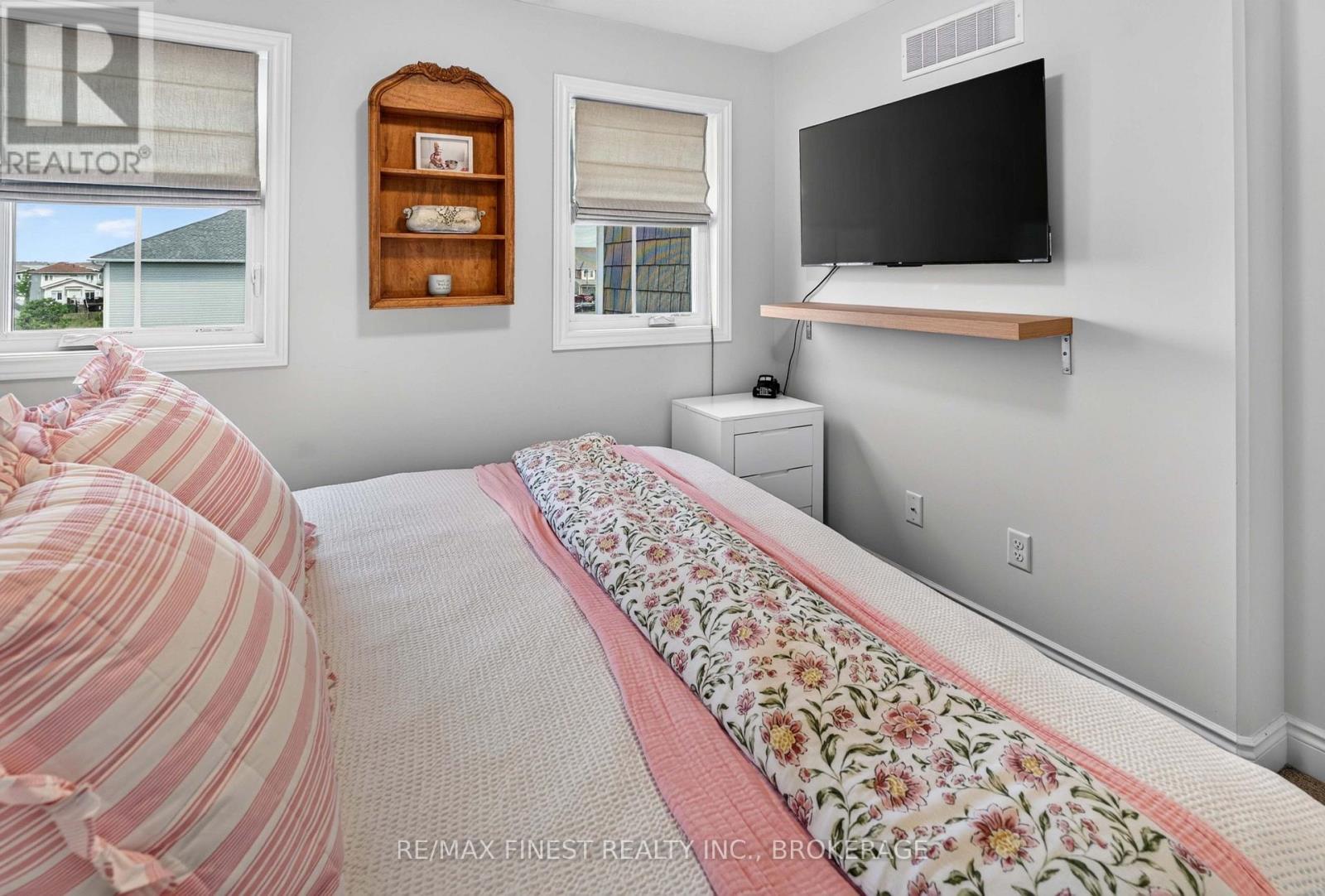 524 BETH CRESCENT - Image 36
