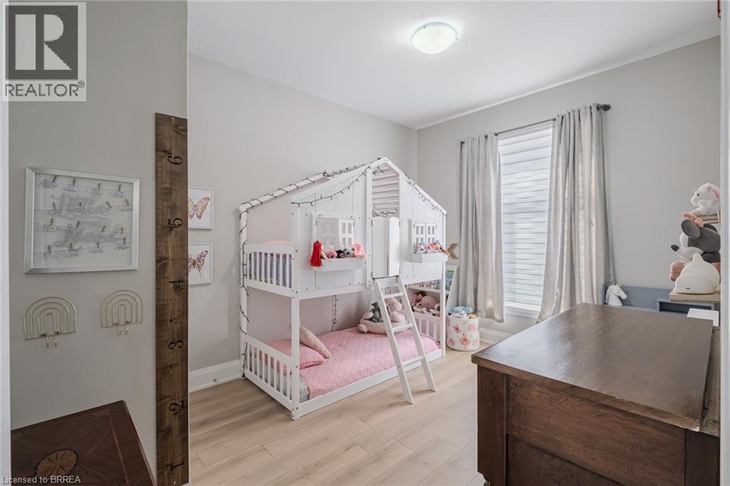 #203A 85 MORRELL Street - Image 22