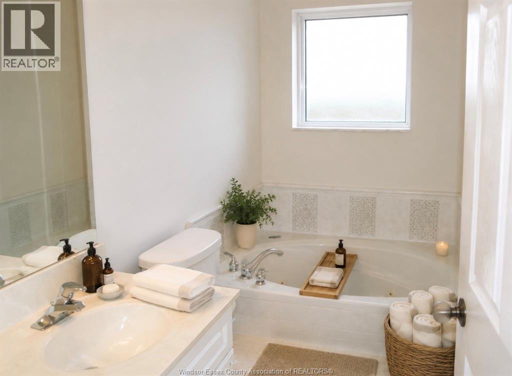 #1406 4789 RIVERSIDE DRIVE East - Image 28