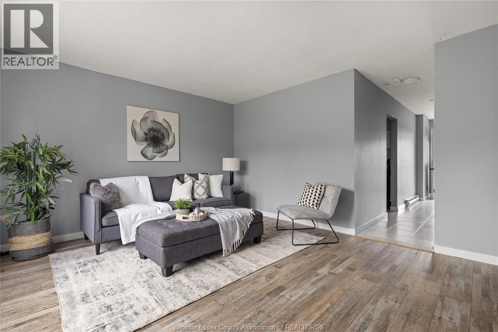 #137 2626 Vine COURT - Image 3