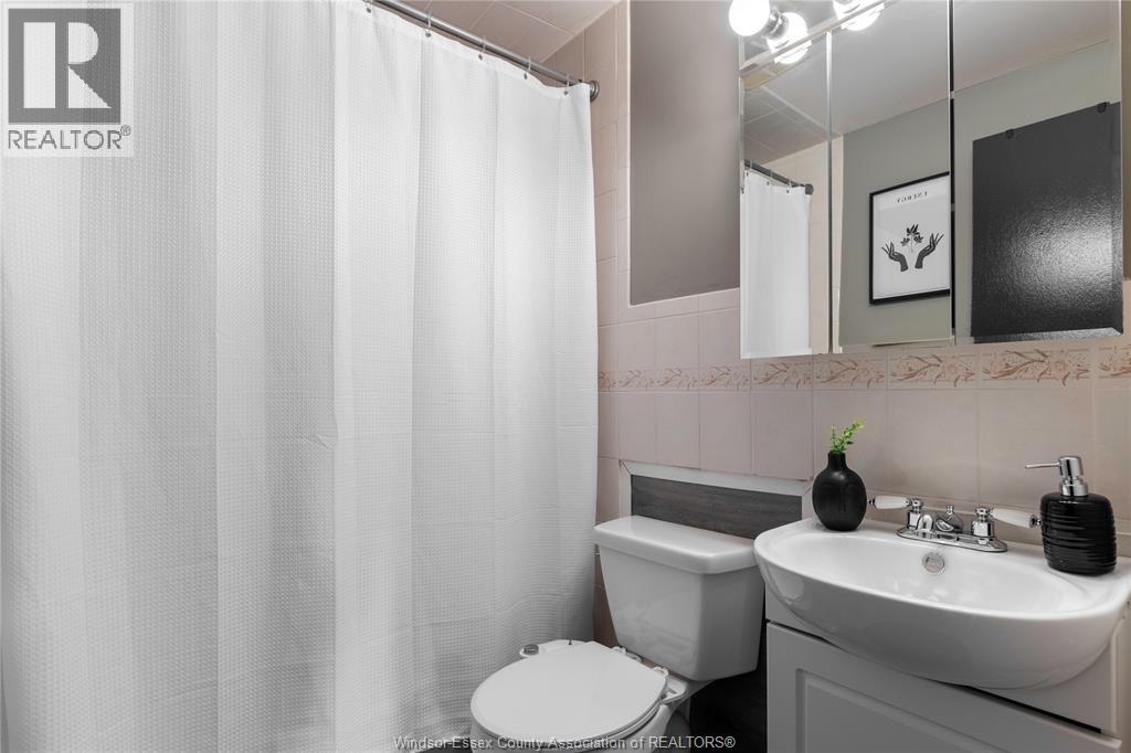 #137 2626 Vine COURT - Image 12