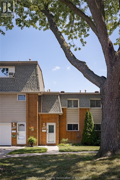 #137 2626 Vine COURT - 33