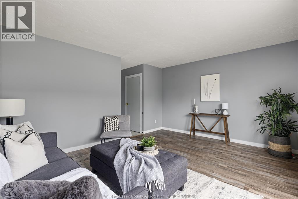 #137 2626 Vine COURT - Image 4