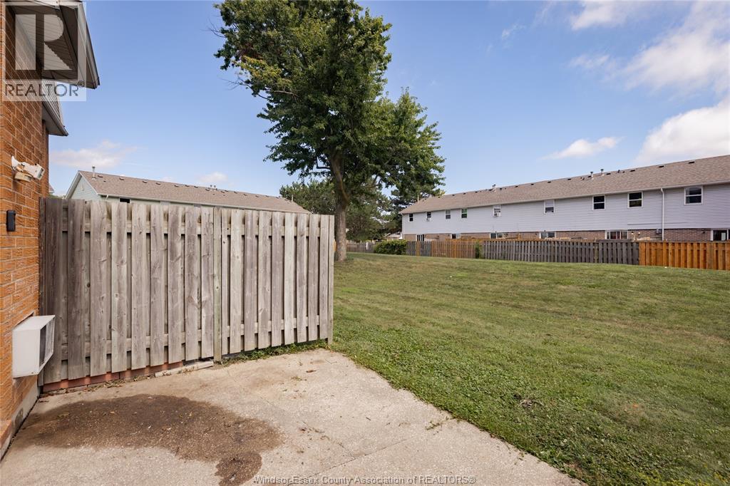 #137 2626 Vine COURT - 25