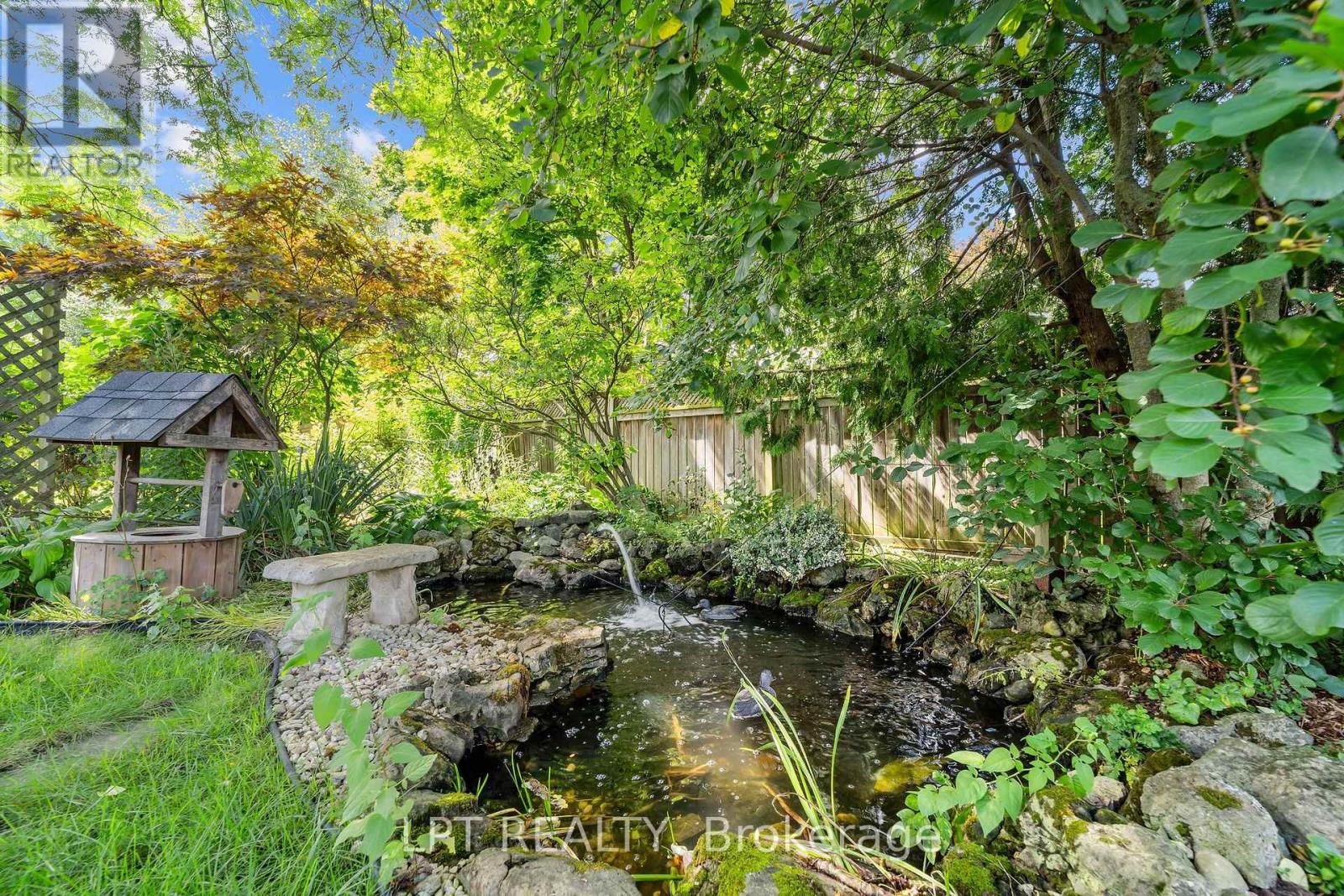 4 bedroom Single Family interior view, 17 MONMORE Road, Whitehills, London, Ontario