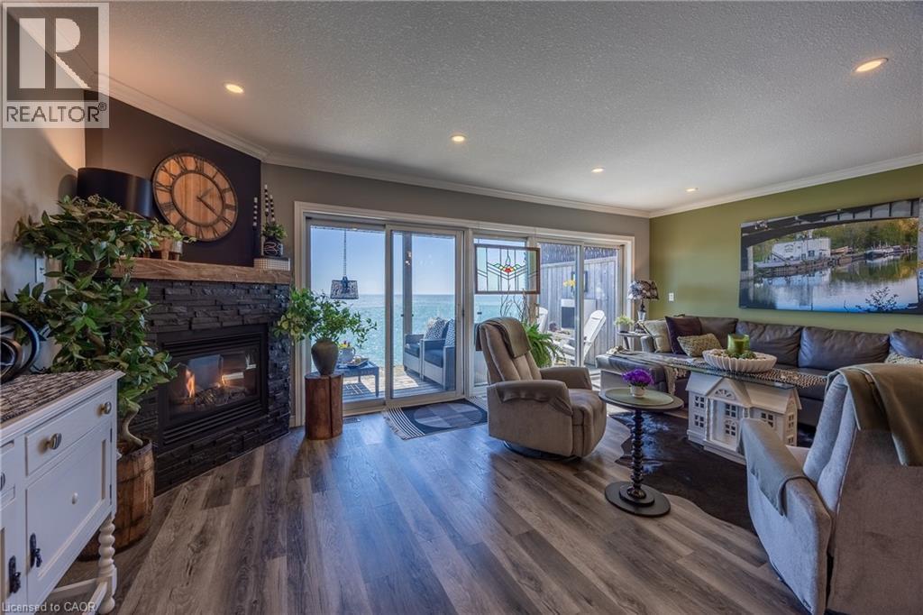 #2 122 BROWN Street - 7
