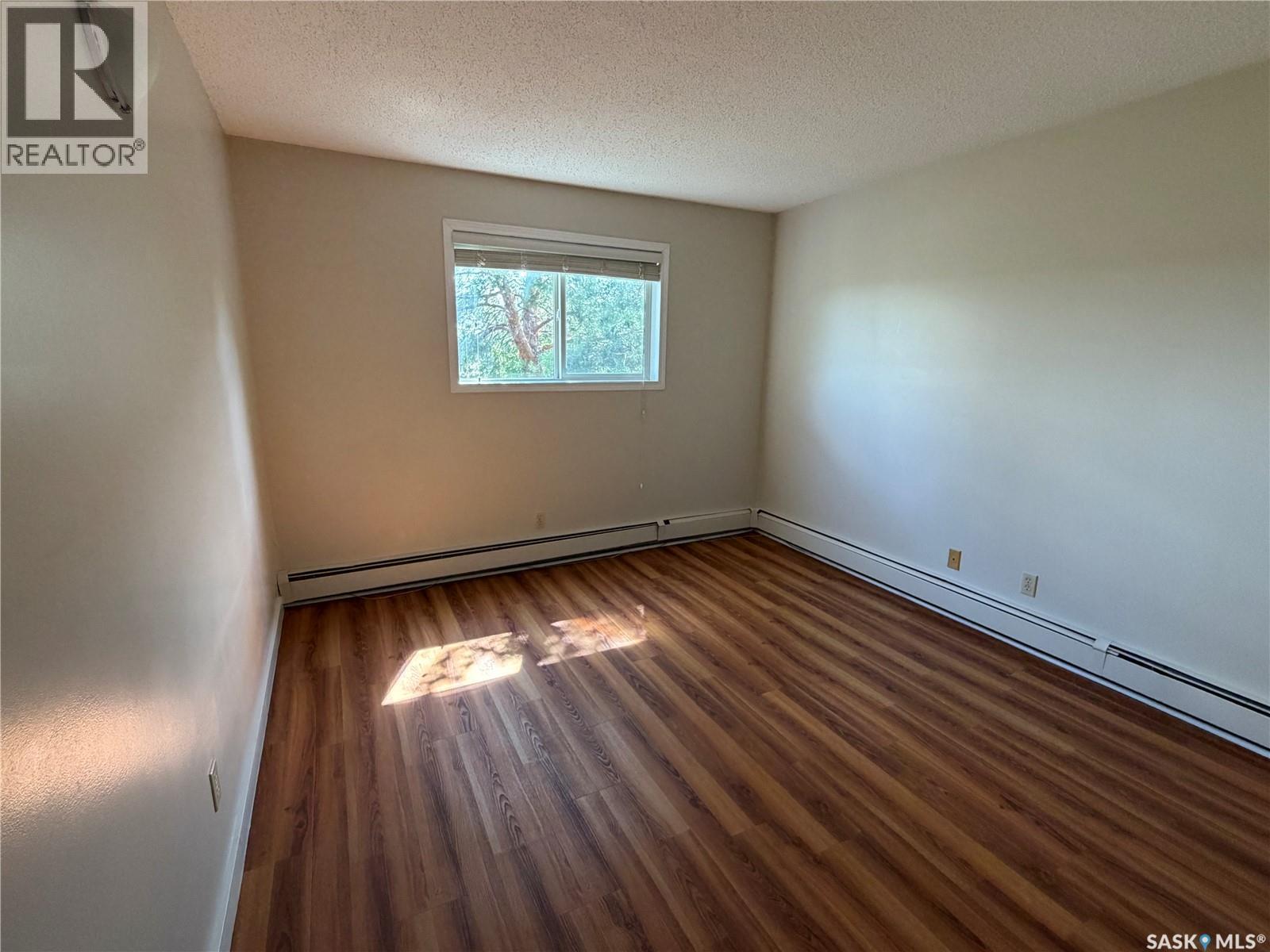 #312 423 Tait COURT - Image 16