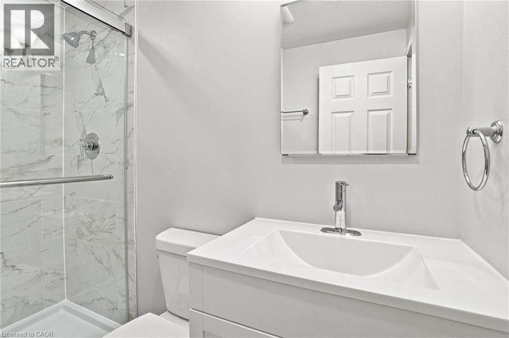 24 HILL Street - Image 42