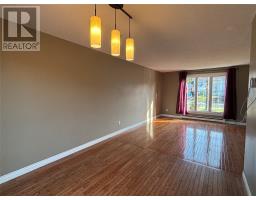 75 Munden Drive thumbnail 6