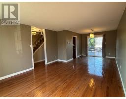 75 Munden Drive thumbnail 7