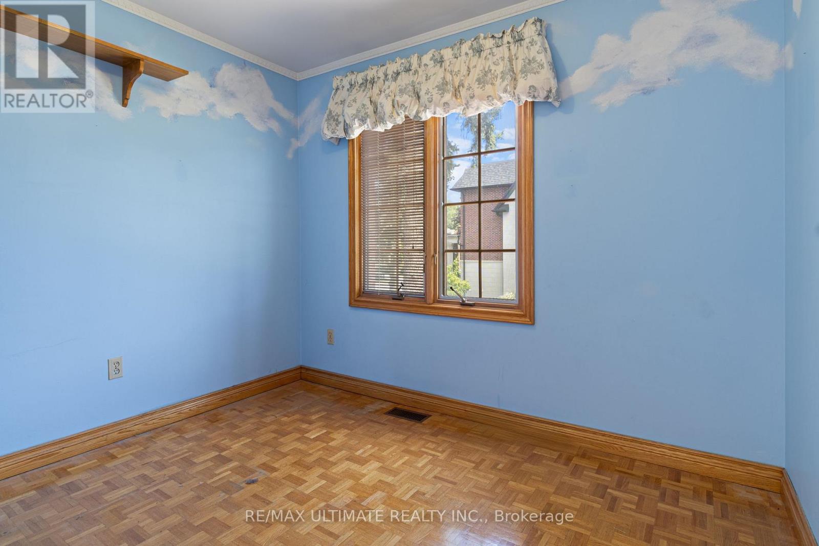 519 DOUGLAS AVENUE - 25