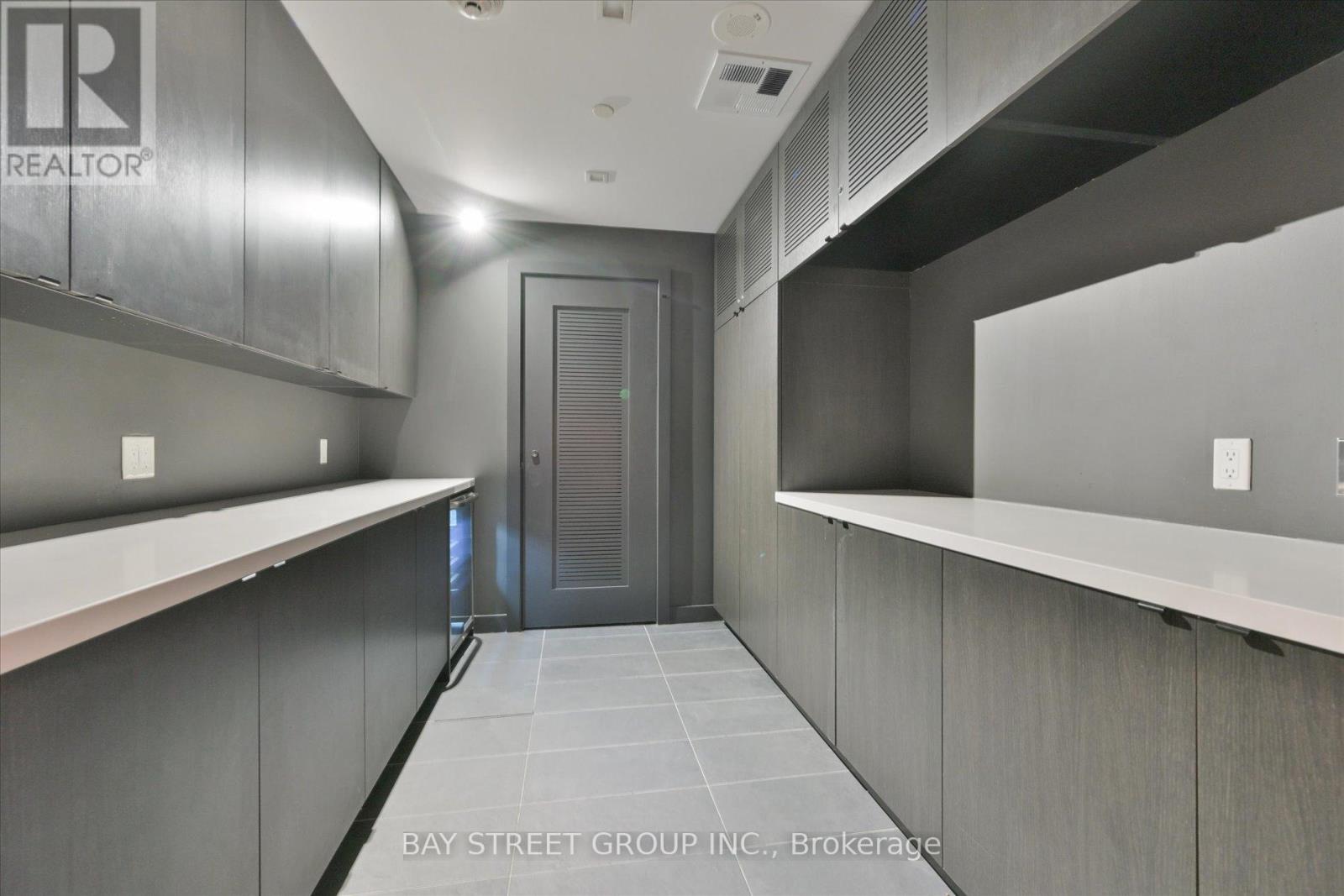 #1106 101 ERSKINE AVENUE - Image 30