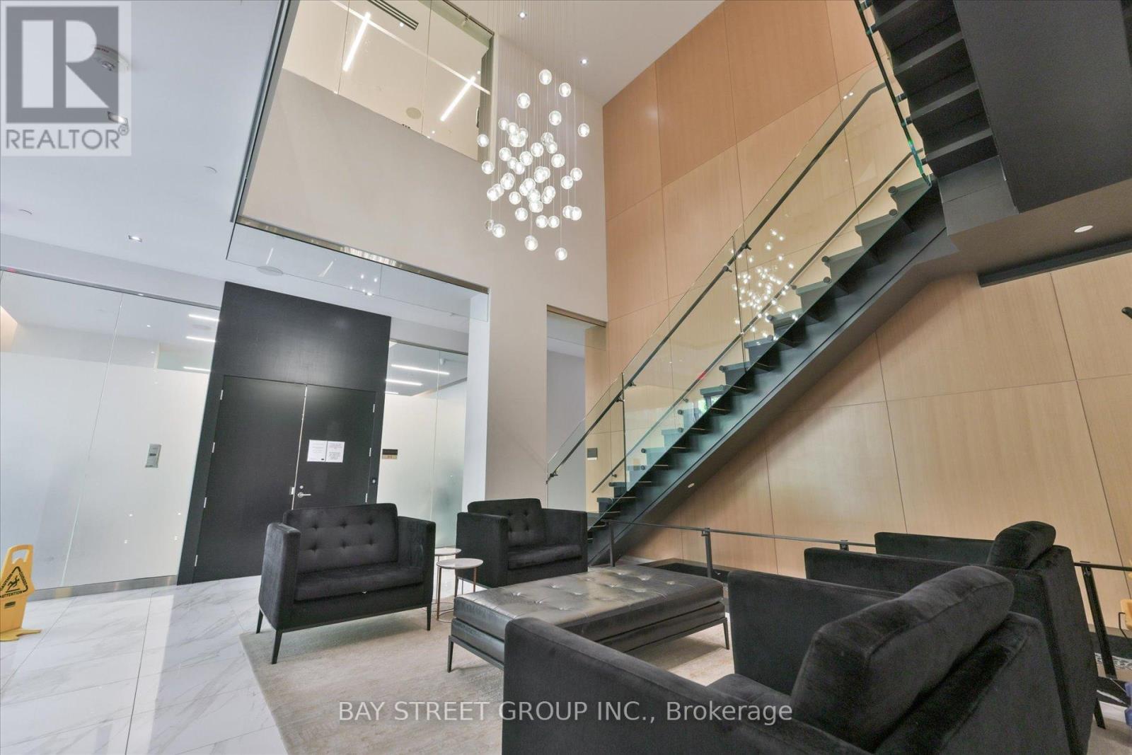 #1106 101 ERSKINE AVENUE - Image 41
