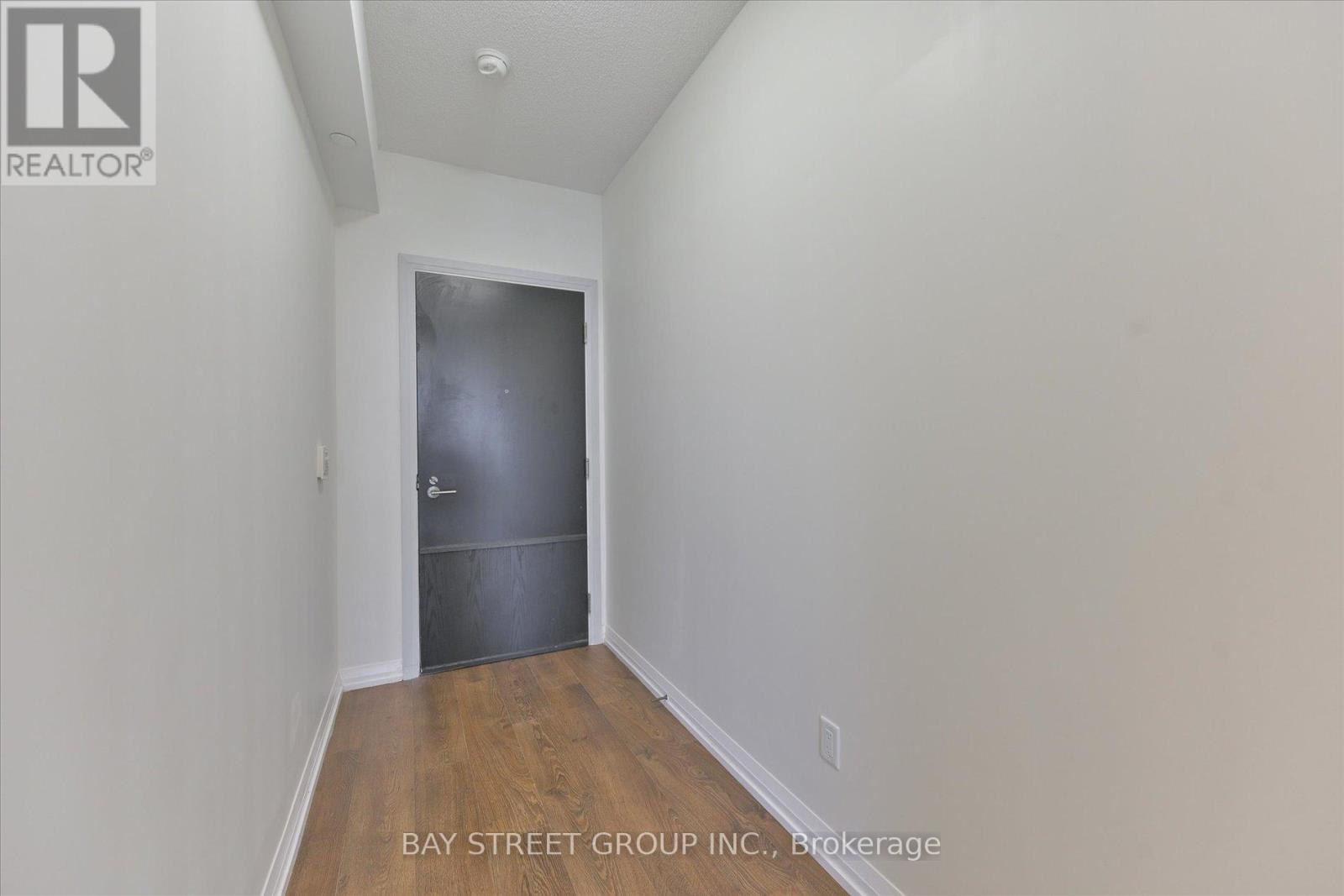 #1106 101 ERSKINE AVENUE - 8