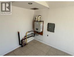 5163 Walker Road Unit# B, Tecumseh, ON N9A6J3 Photo 16