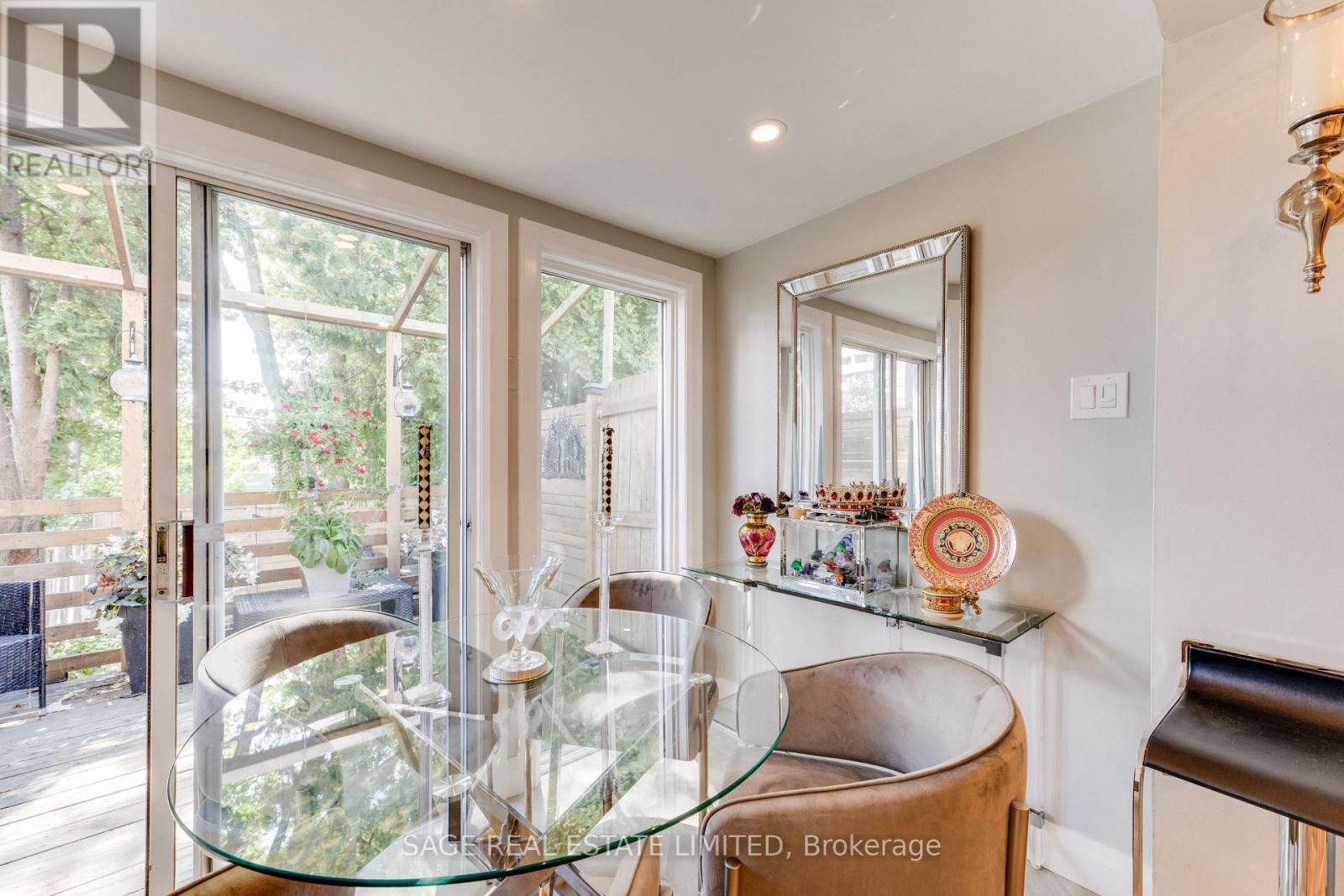 241 LANGLEY AVENUE - 16