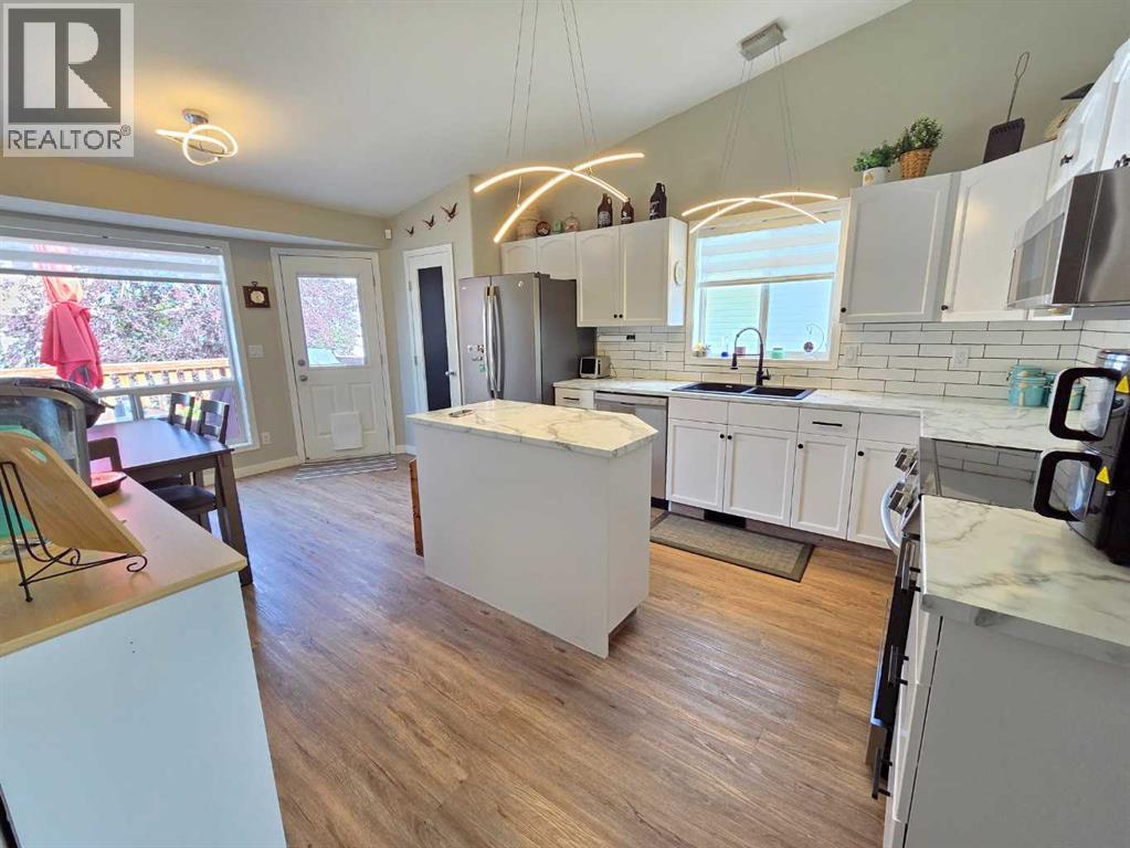 37 Pinnacle Crescent - 16