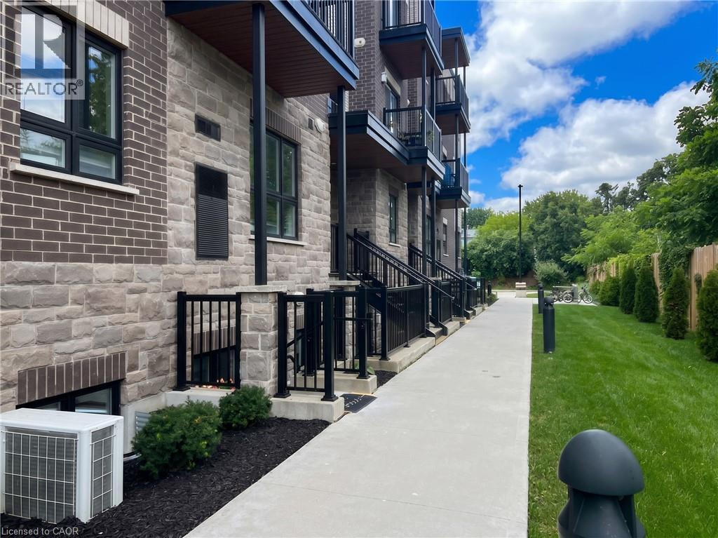 408 GUELPH Avenue Unit# 6 — photo 2