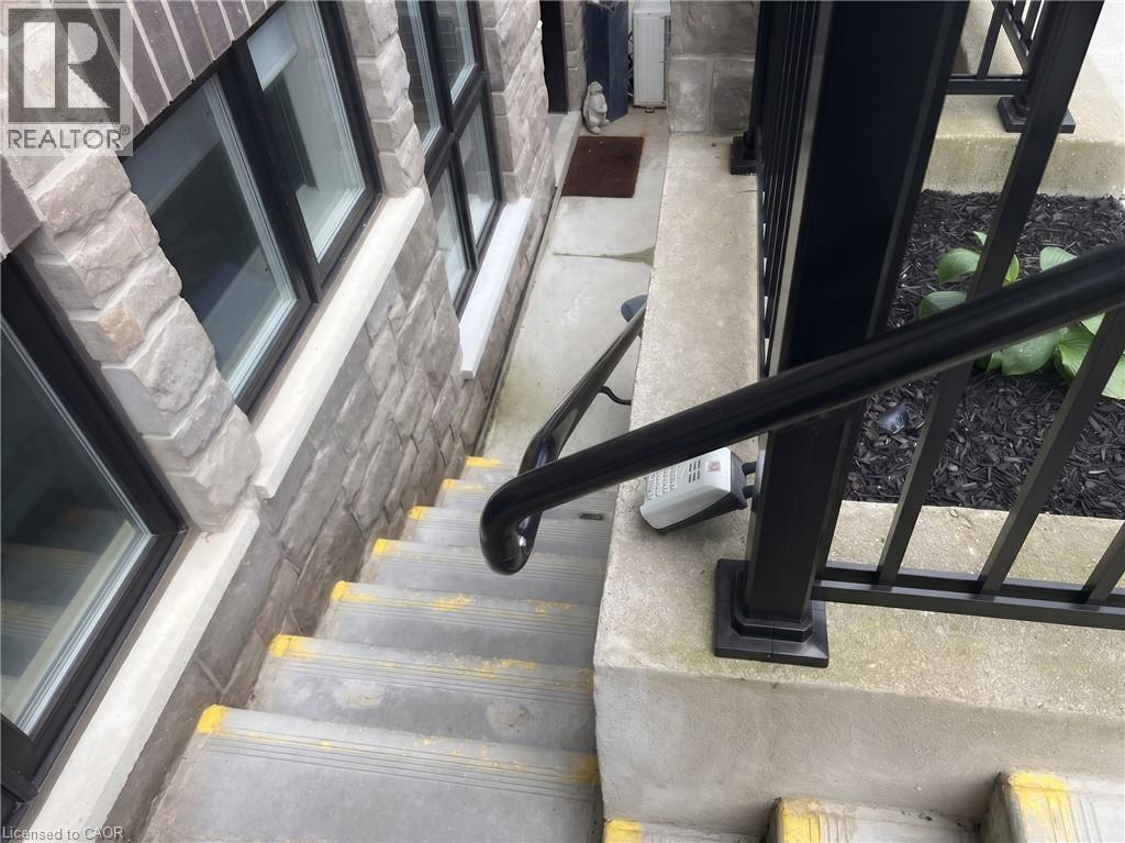 408 GUELPH Avenue Unit# 6 — photo 3