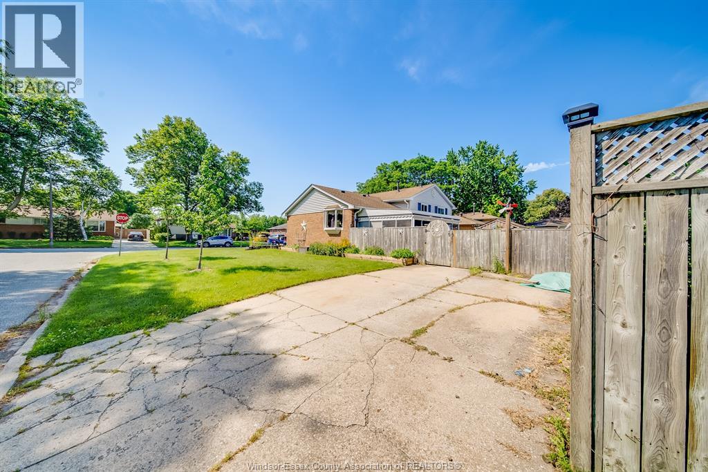 5122 COLBOURNE DRIVE - 45