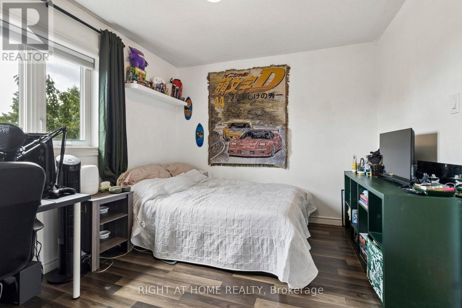 116 NASIR CRESCENT - Image 29