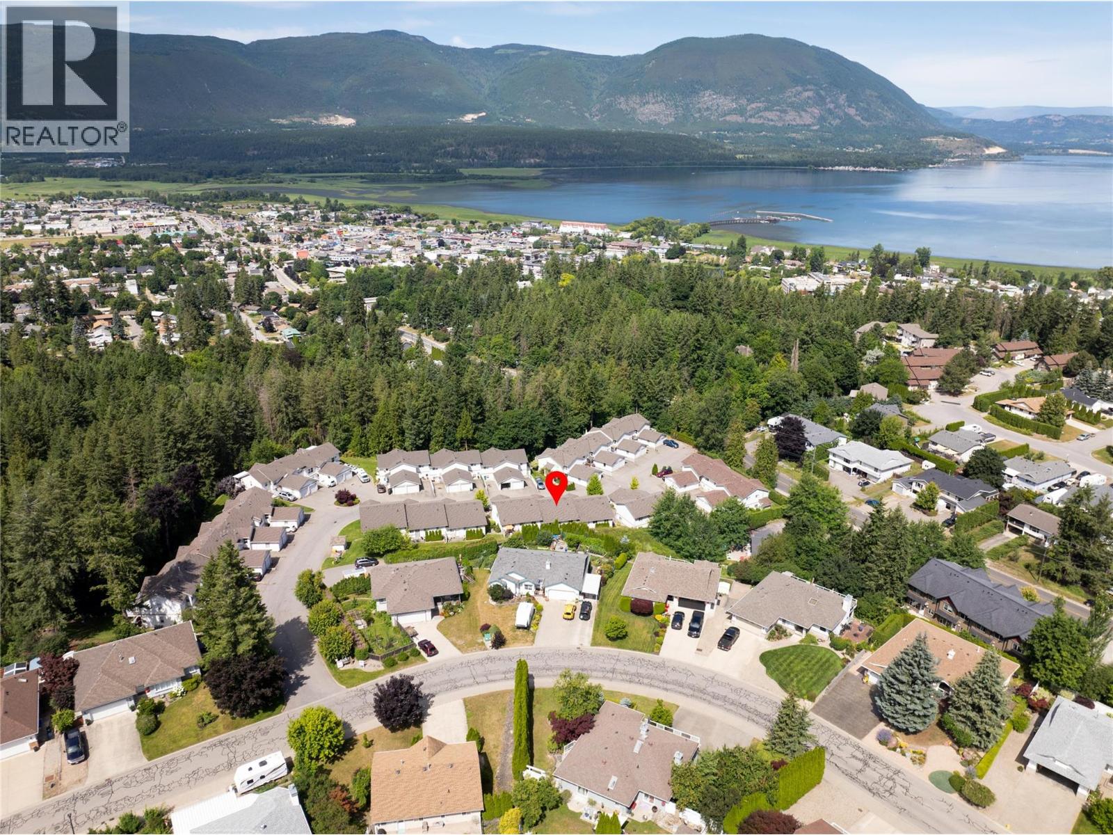 2 171 17 Street Southeast, Salmon Arm
