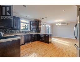 28 Kenai Crescent thumbnail 17