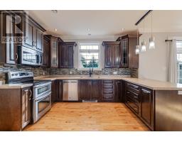 28 Kenai Crescent thumbnail 19
