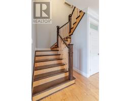 28 Kenai Crescent thumbnail 23