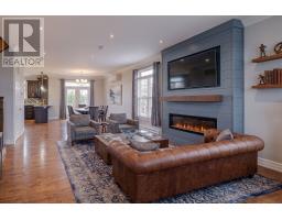 28 Kenai Crescent thumbnail 27