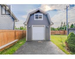 28 Kenai Crescent thumbnail 9